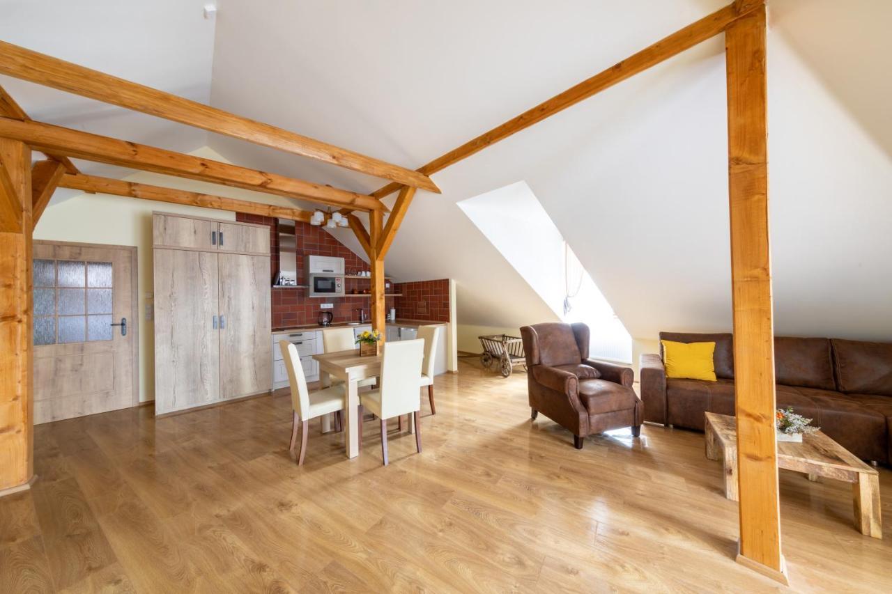 Residence Tvrz Skocice Екстериор снимка