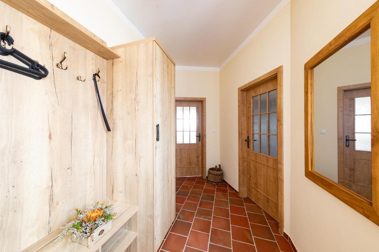 Residence Tvrz Skocice Екстериор снимка