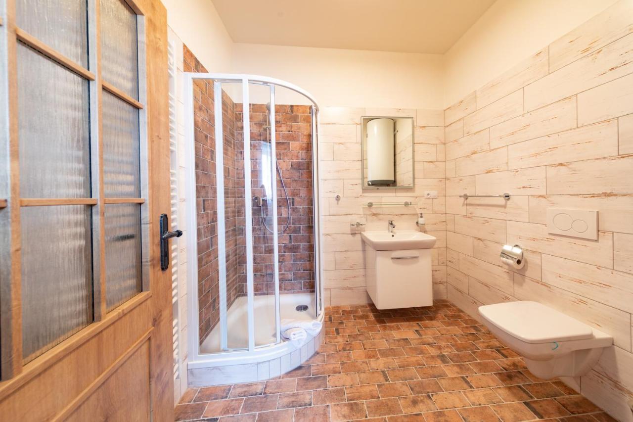 Residence Tvrz Skocice Екстериор снимка